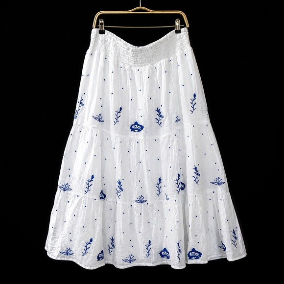 Meadow Rhodes Dresses & Skirts - Boho Gauze Embroidered Tiered Maxi Skirt Women XL White Blue Floral Coastal NWT